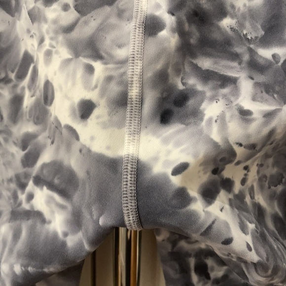 Lululemon Gray/Cream Wunder Under Legging-Lk New-6 - Picture 6 of 8